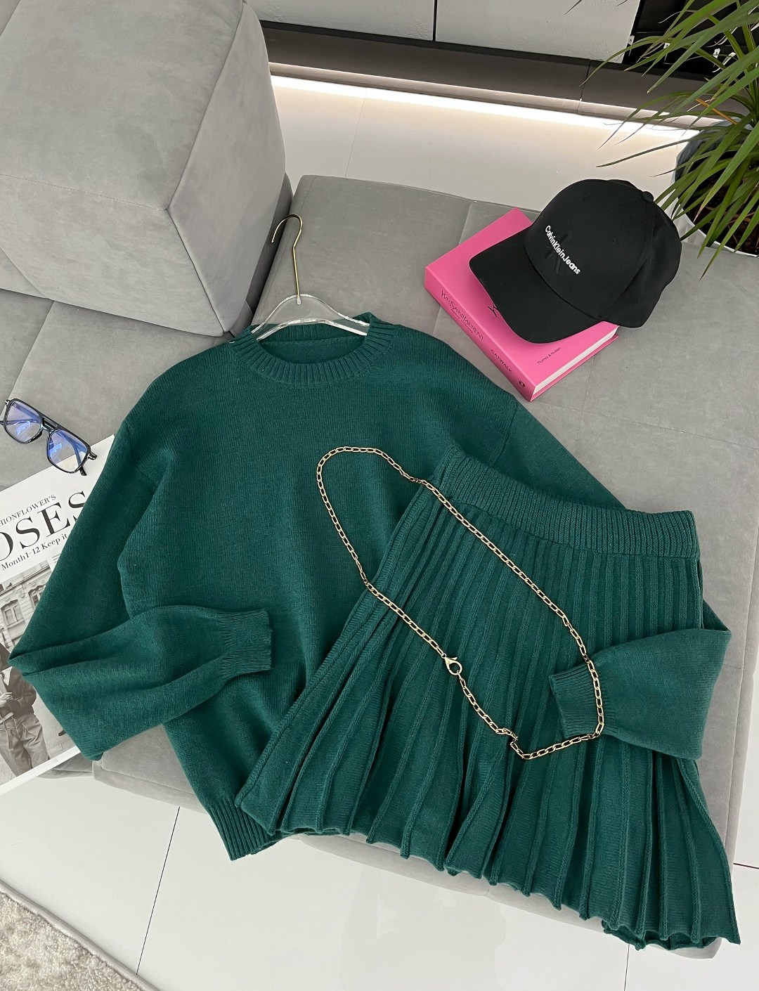 костюм свитер + юбка,вязаный трикотажный костюм с юбкой-солнце и кофтой,вязаный костюм с юбкой,костюм деловой вечерний двойка с юбкой вязаный,костюм двойка кашемир