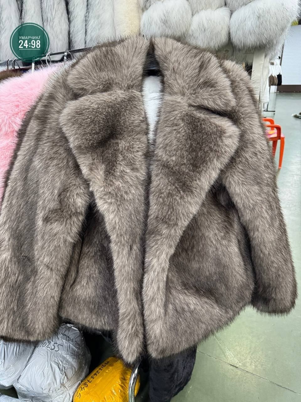 женская шуба,шуба женская из искусственного меха,шуба,шубка,меховая куртка