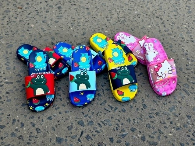 ,детские шлепанцы,детские тапочки,летние тапочки,тапочки для мальчика