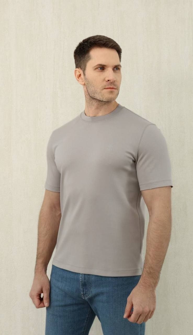 мужская футболка,футболка классика,футболка мужская серая,серая футболка,футболке