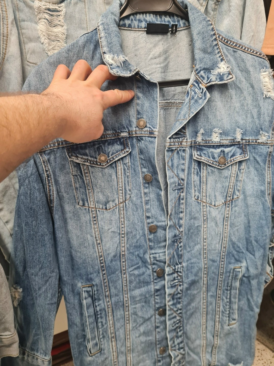 джинсовая куртка,джинсы женские,образ с джинсовкой,джинсах,голубые джинсы