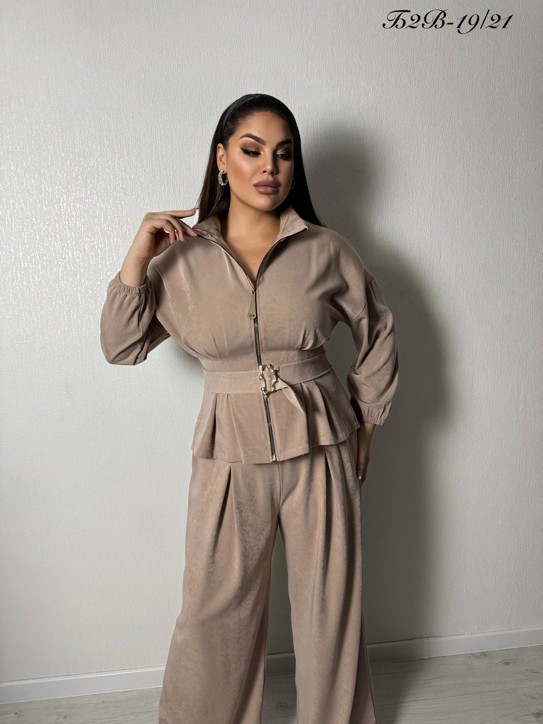 брючный костюм,костюм женский,брючный костюм женский,костюм бежевый,костюм трикотажный