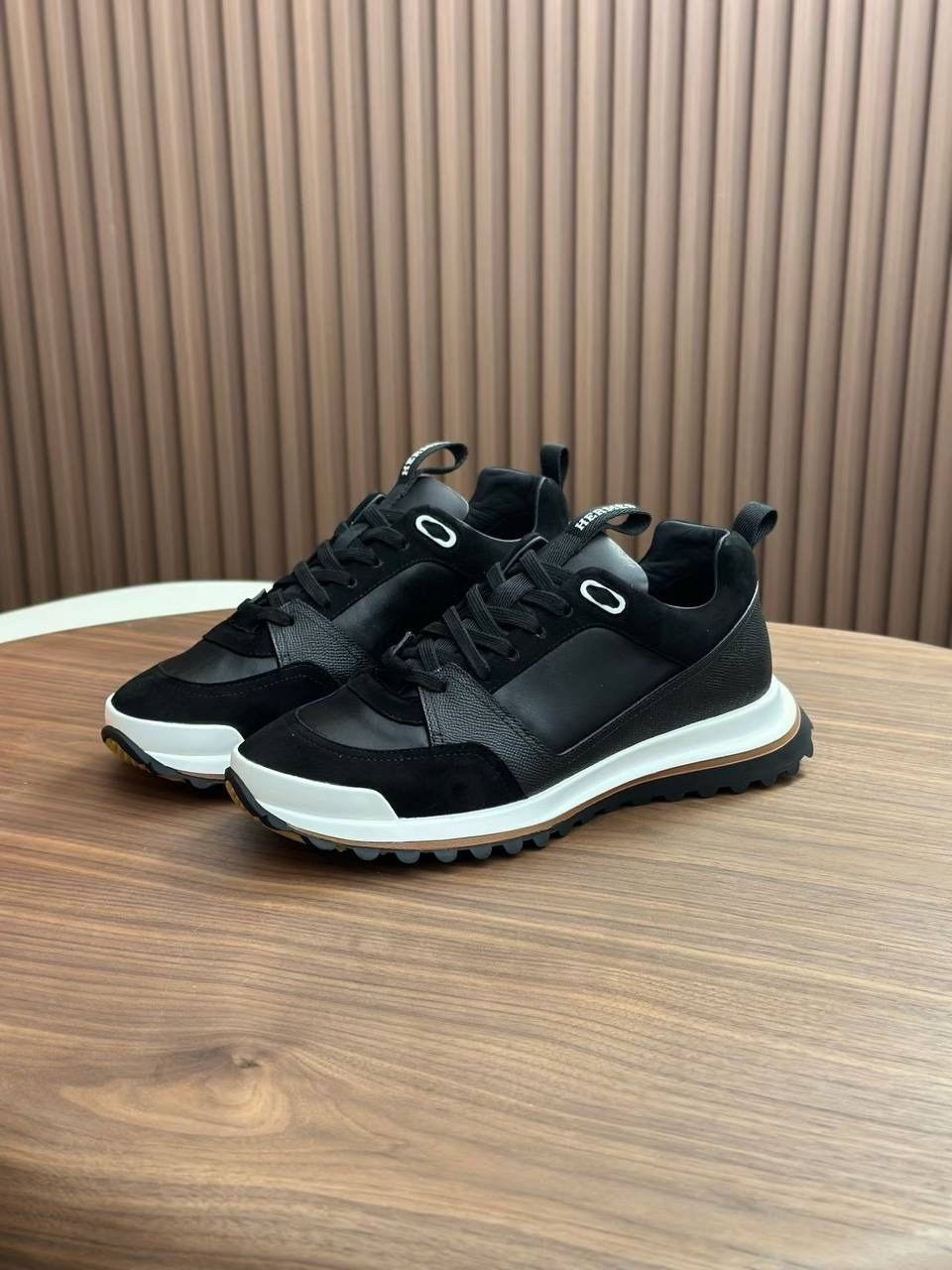 ,кроссовки hermes,кроссовки hermes мужские,спортивная ,кроссовки эрмес мужские