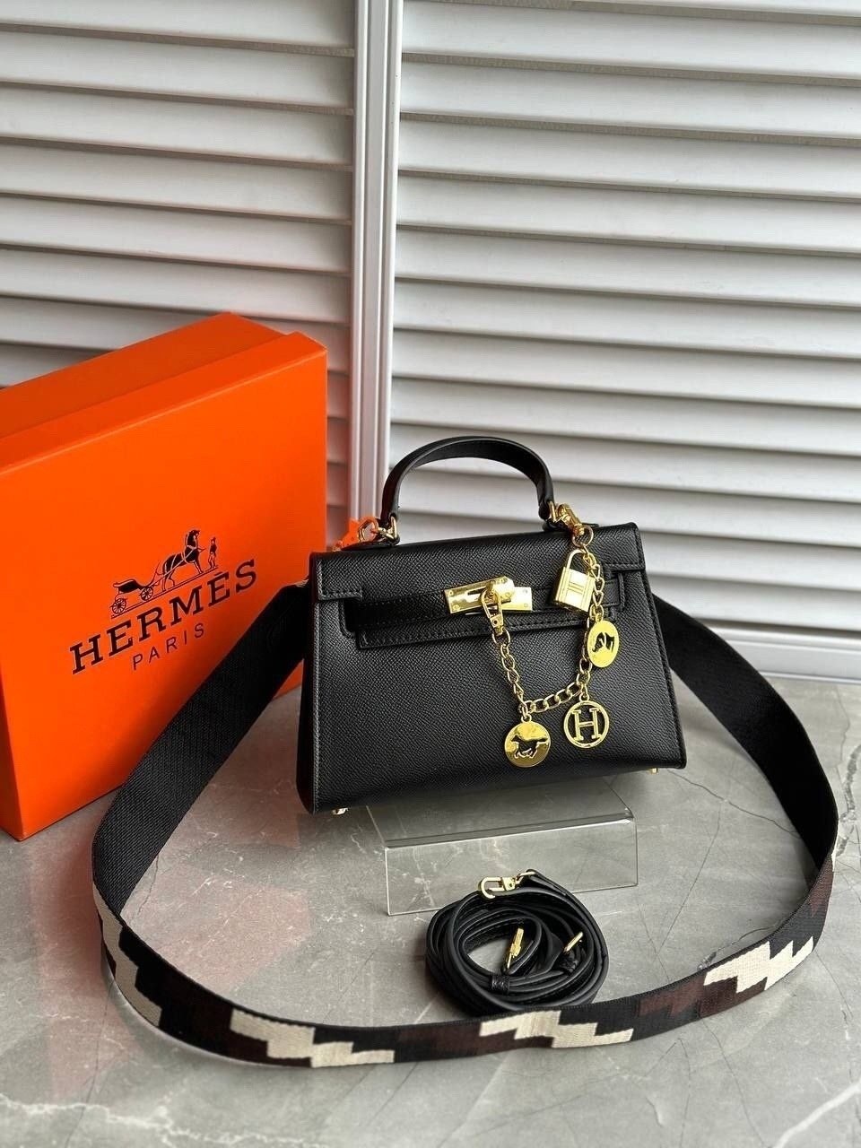 коробка для сумки 25 келли hermes,сумка брендовая в подарок hermes гермес,сумка женская маленькая hermes,сумка hermes,женская сумка hermes