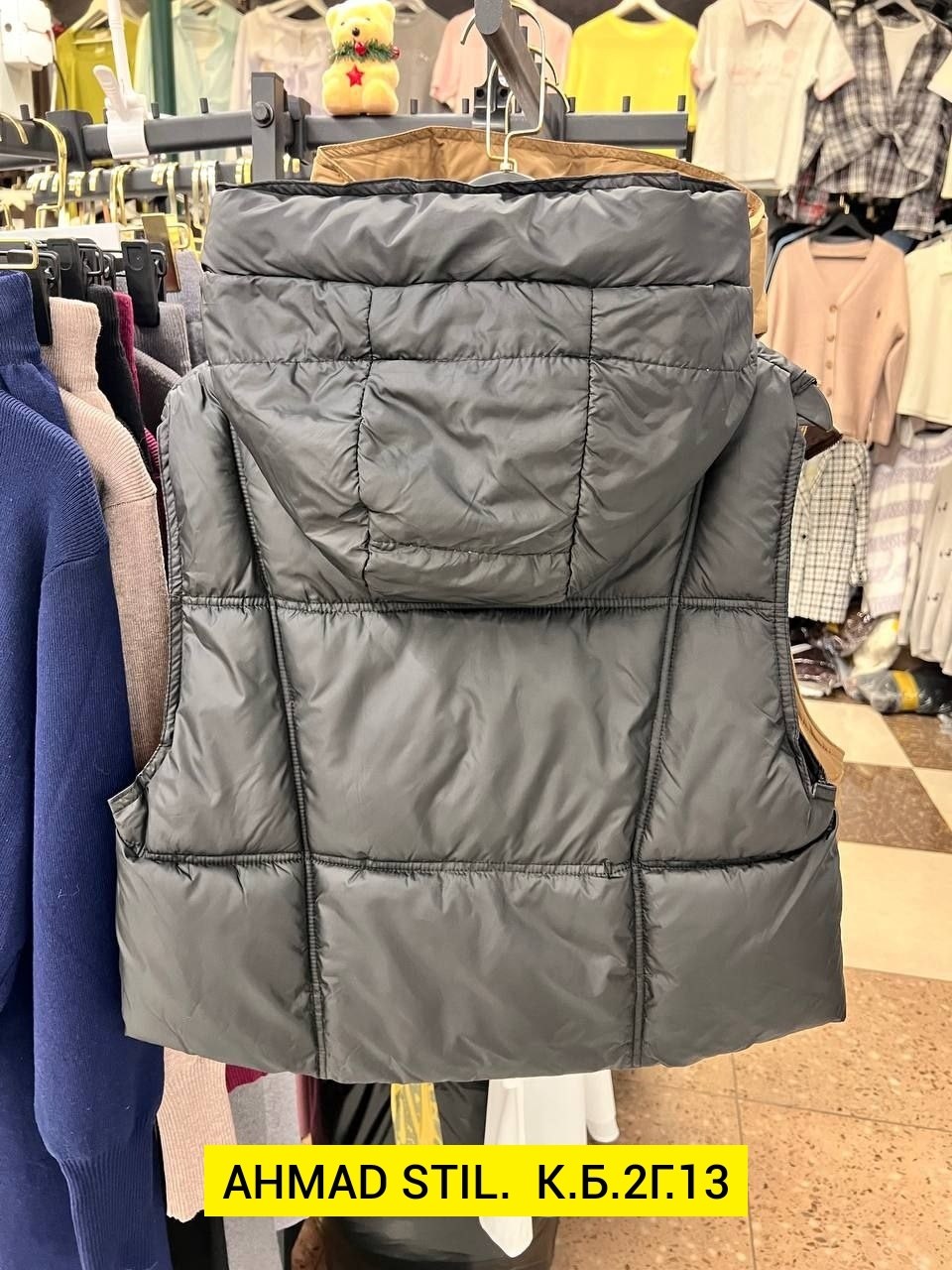 жилетка женская,жилет,жилет женский,теплый жилет,жилет с капюшоном