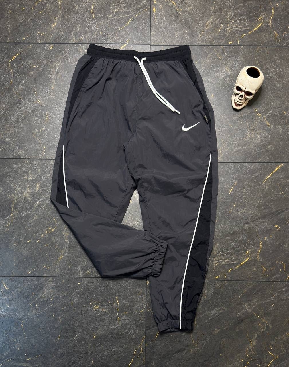 штаны nike мужские спортивные,спортивные штаны nike,мужские брюки nike,штаны nike,брюки мужские спортивные