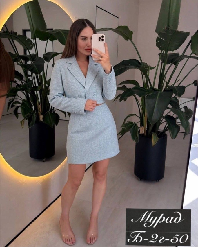 твидовый костюм юбка и укороченный жакет,женские костюмы с юбкой,костюм юбка и пиджак,твидовый костюм,костюм с юбкой букле