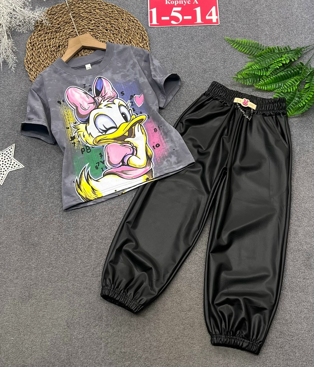 подростковые кожаные штаны,детские кожаные брюки,кожаные штаны для девочек,брюки для девочек,брюки детские подростковые кожаные джоггеры