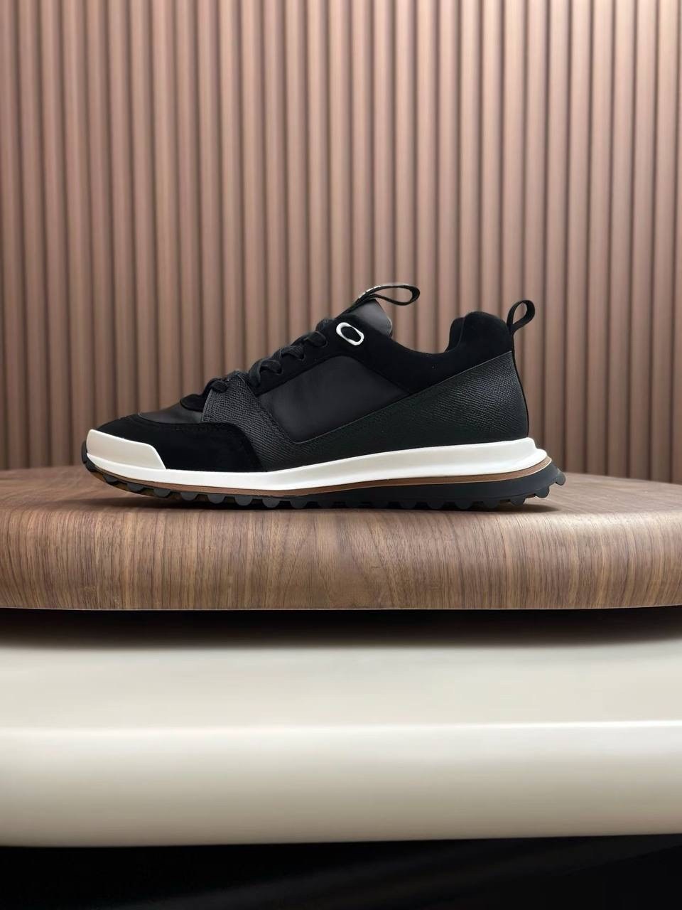 ,кроссовки hermes,кроссовки hermes мужские,спортивная ,кроссовки эрмес мужские