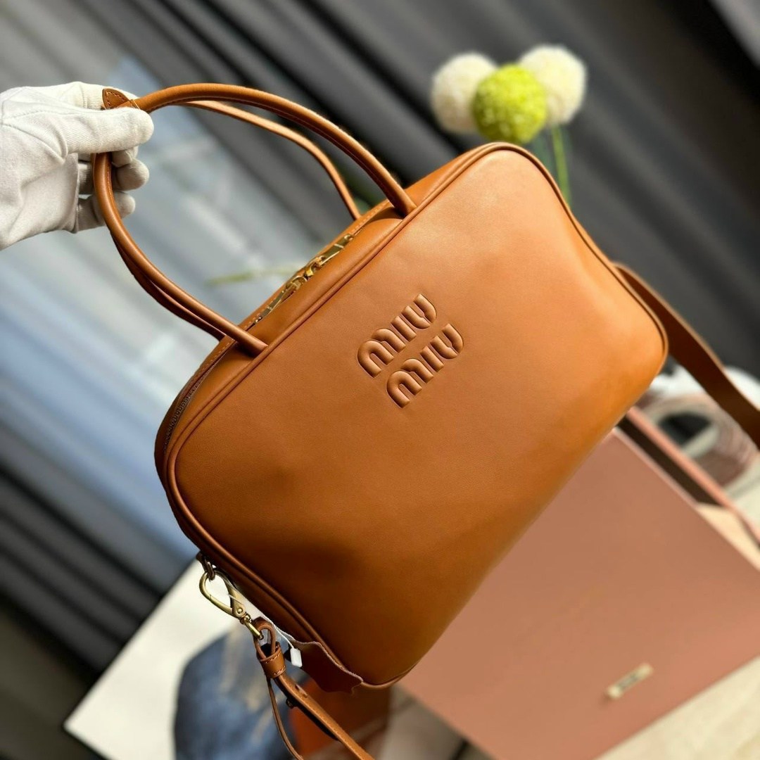 сумка,женская сумка,miu miu сумка,сумка женская miu miu,миу миу сумка