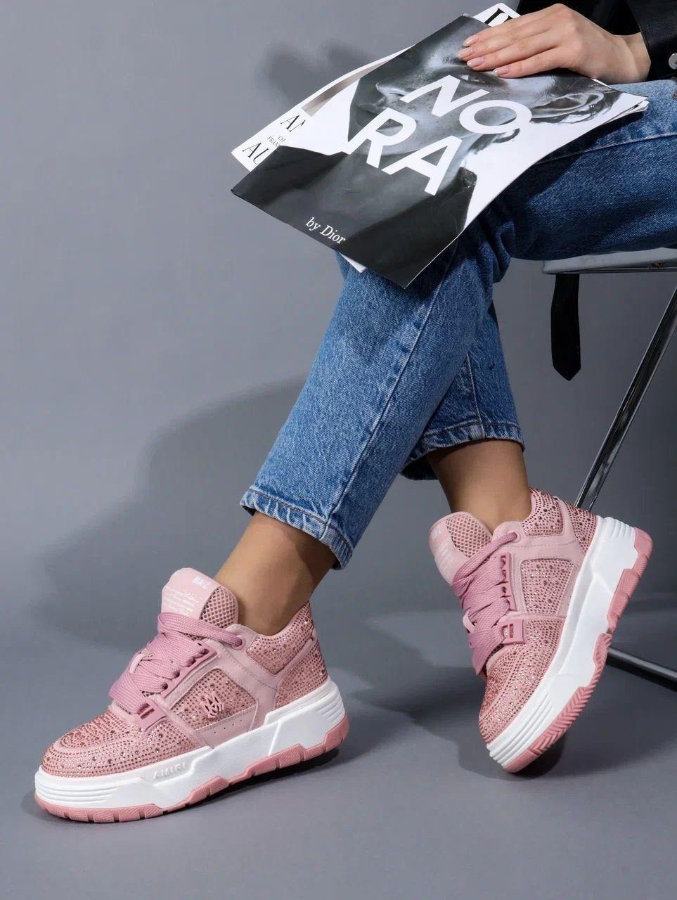 ,женские кроссовки,модные кроссовки,розовые кроссовки,кроссовки мода