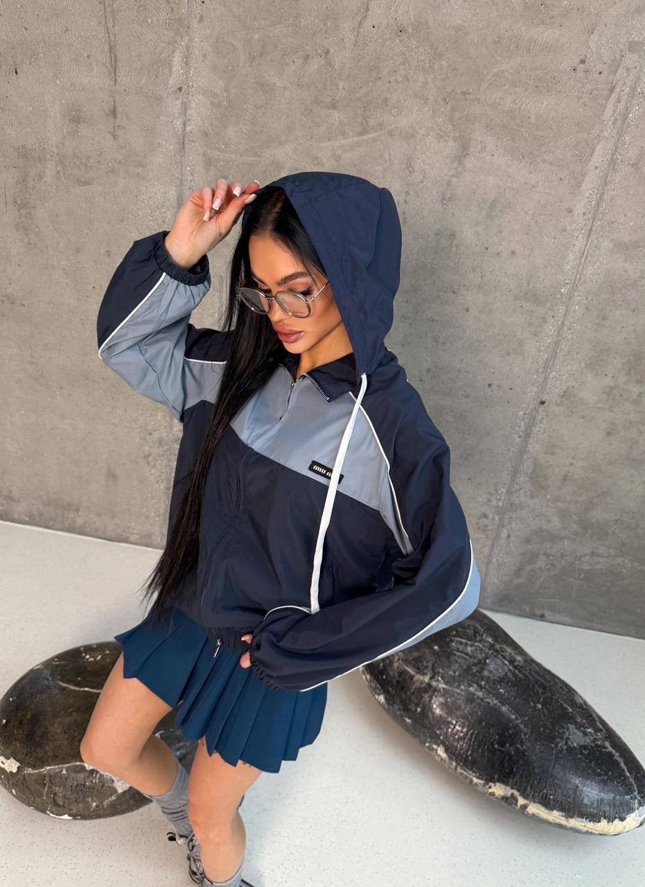 куртка бомбер,куртка женская,спортивная куртка,одежда модная