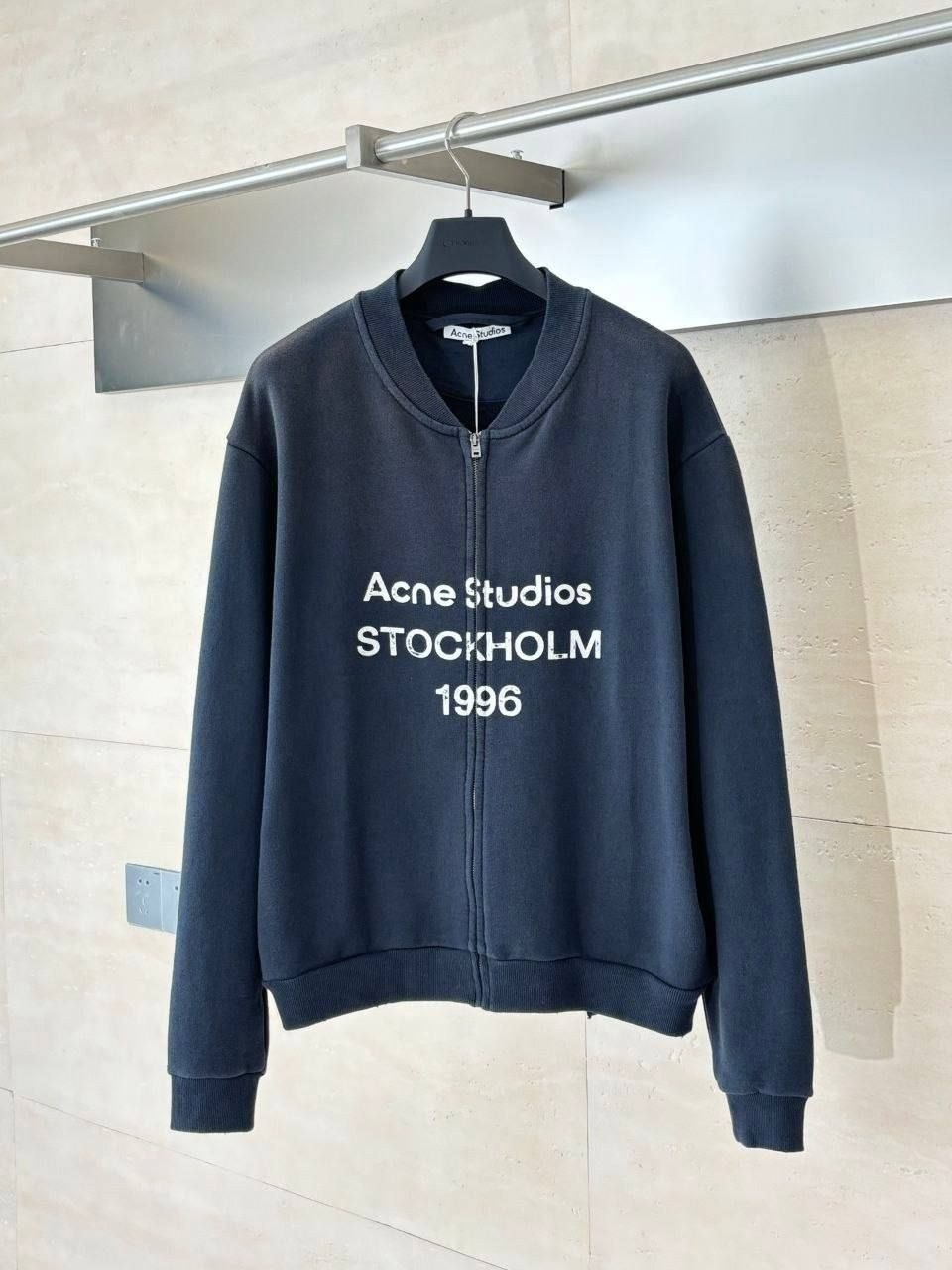 чонгук из bts,bts jungkook,bts airport,бтс аэропорт,чонгук