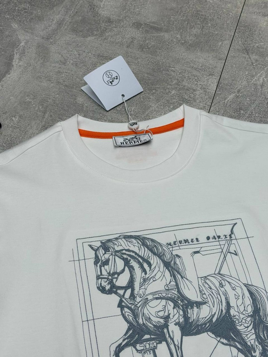 мужская футболка hermes,футболка hermes,футболка гермес,футболка с лошадьми