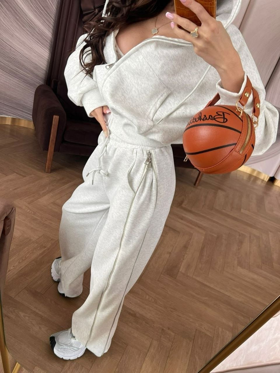 женский спортивный костюм,спортивный костюм модный,спортивный костюм,костюм женский спортивный коричневый,женский костюм