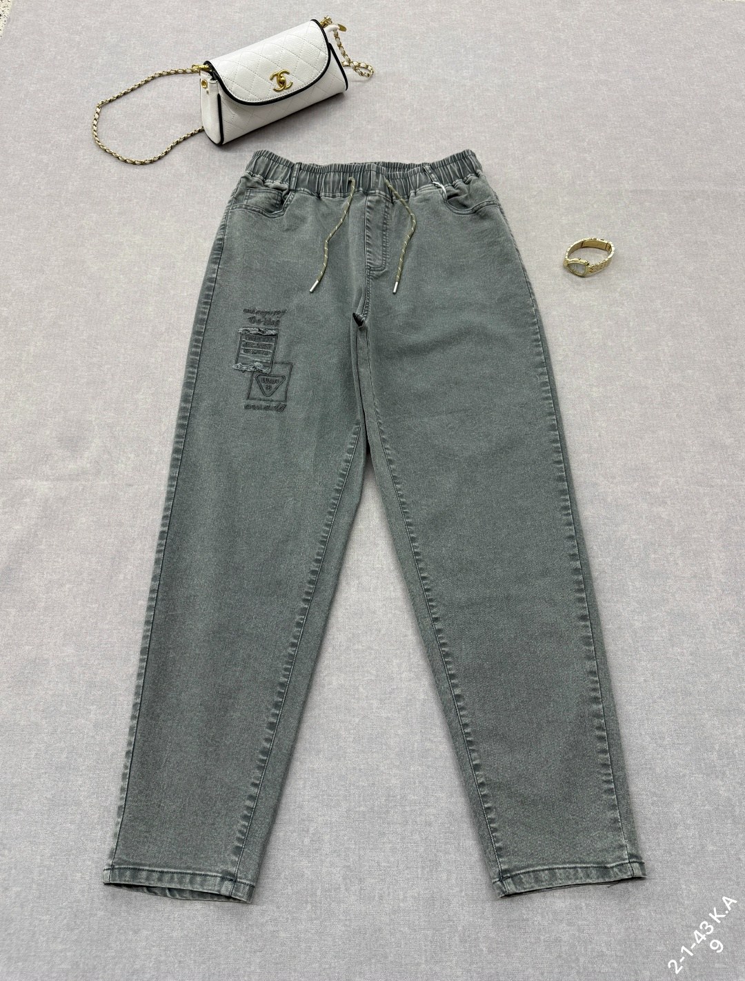 брюки джинсы,женские джинсы,модные джинсы,одежда джинсы,широкие джинсы