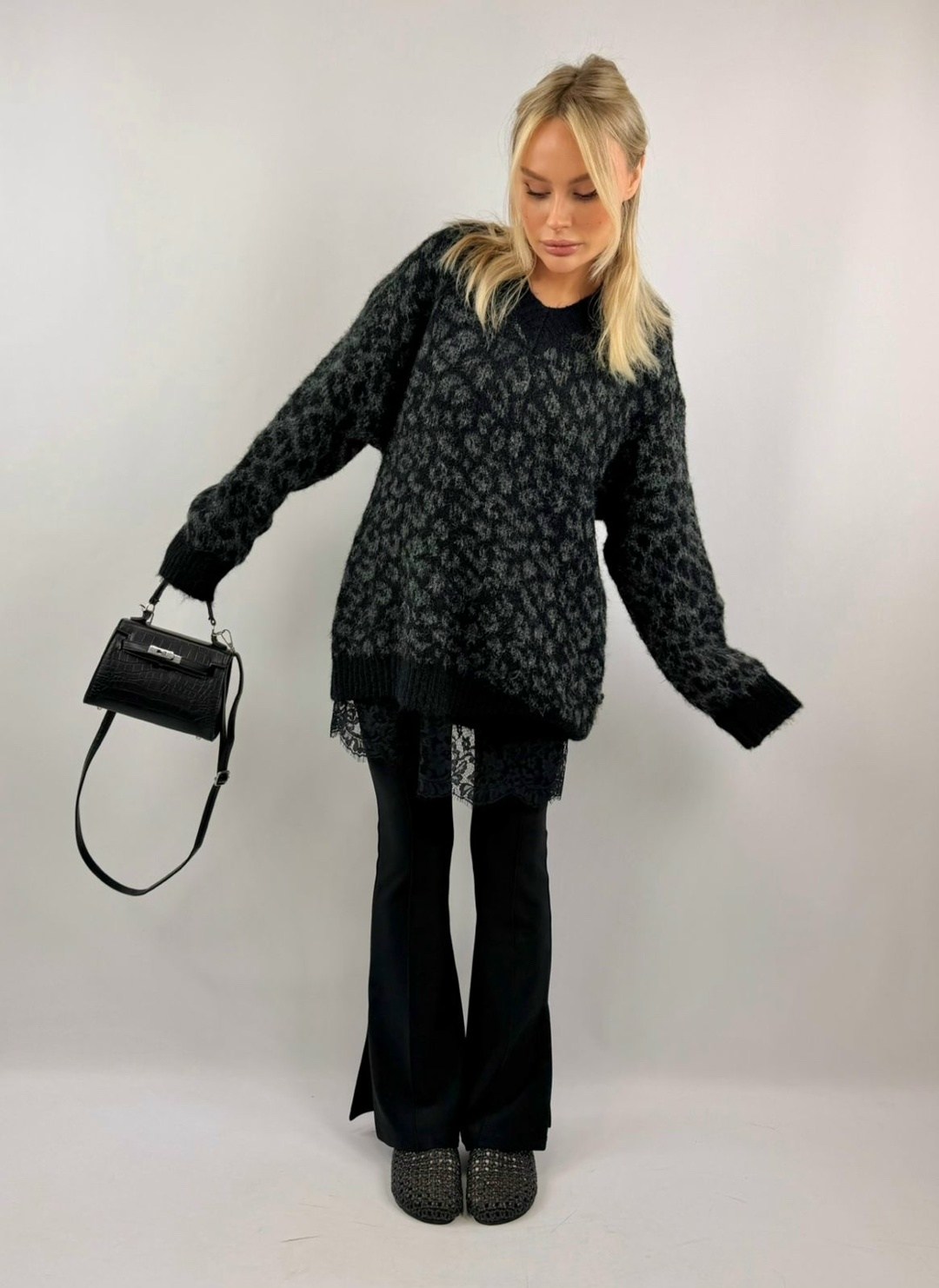 джемпер оверсайз,женский свитер,джемпер,оверсайз свитер,джемпер модный