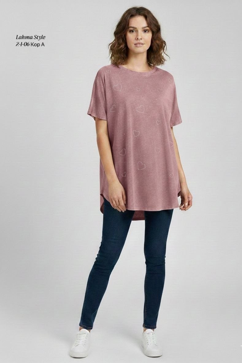 женская футболка оверсайз,футболки женская,футболка женская со стразами оверсайз,футболки оверсайз,футболка оверсайз с сердцами