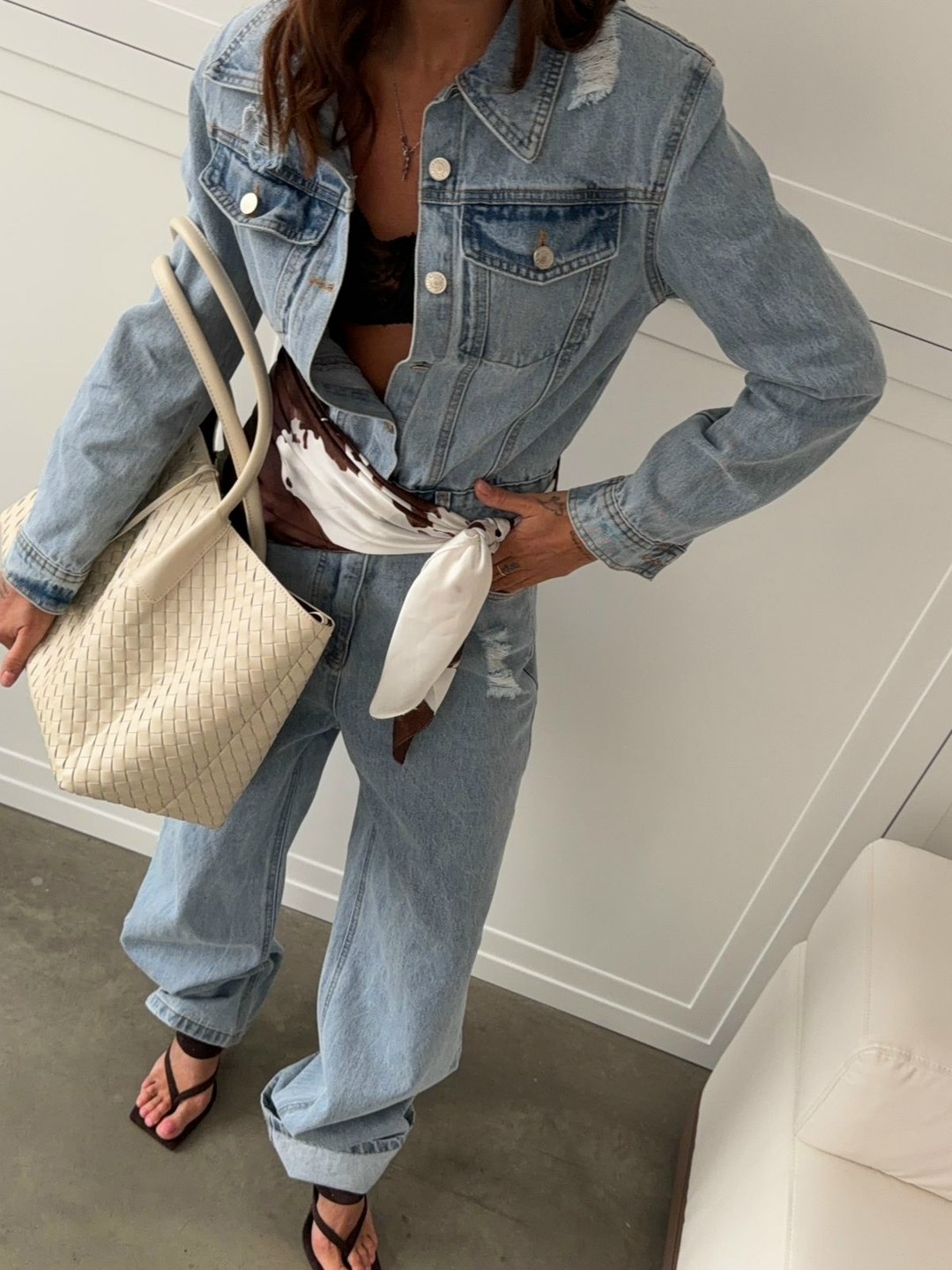 джинсовая куртка,модные наряды,джинсы модные,джинсах