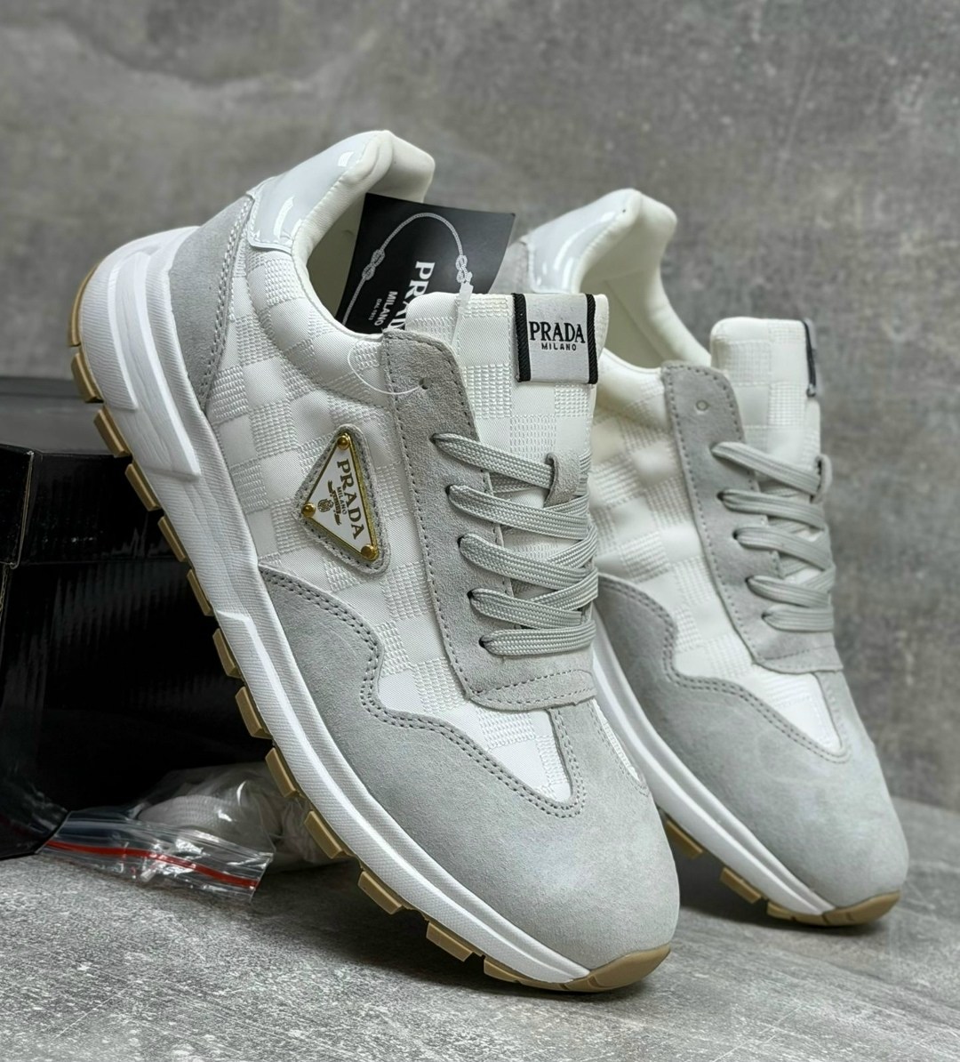 кроссовки prada,,комбинированные кроссовки prada,замшевые кроссовки,брендовые кроссовки
