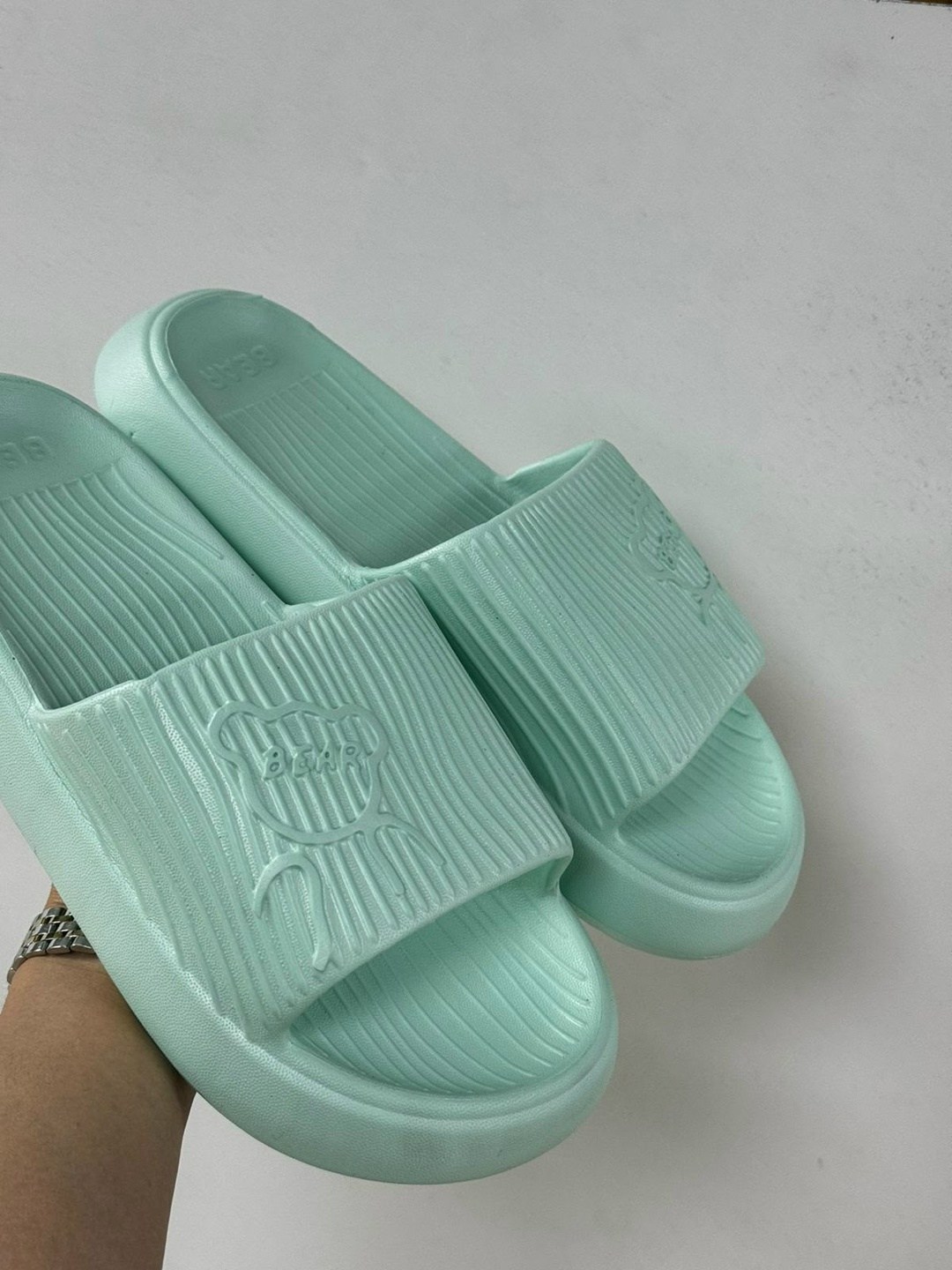 шлепанцы женские,,летние тапочки,тапочки модные,тапочки женские летние