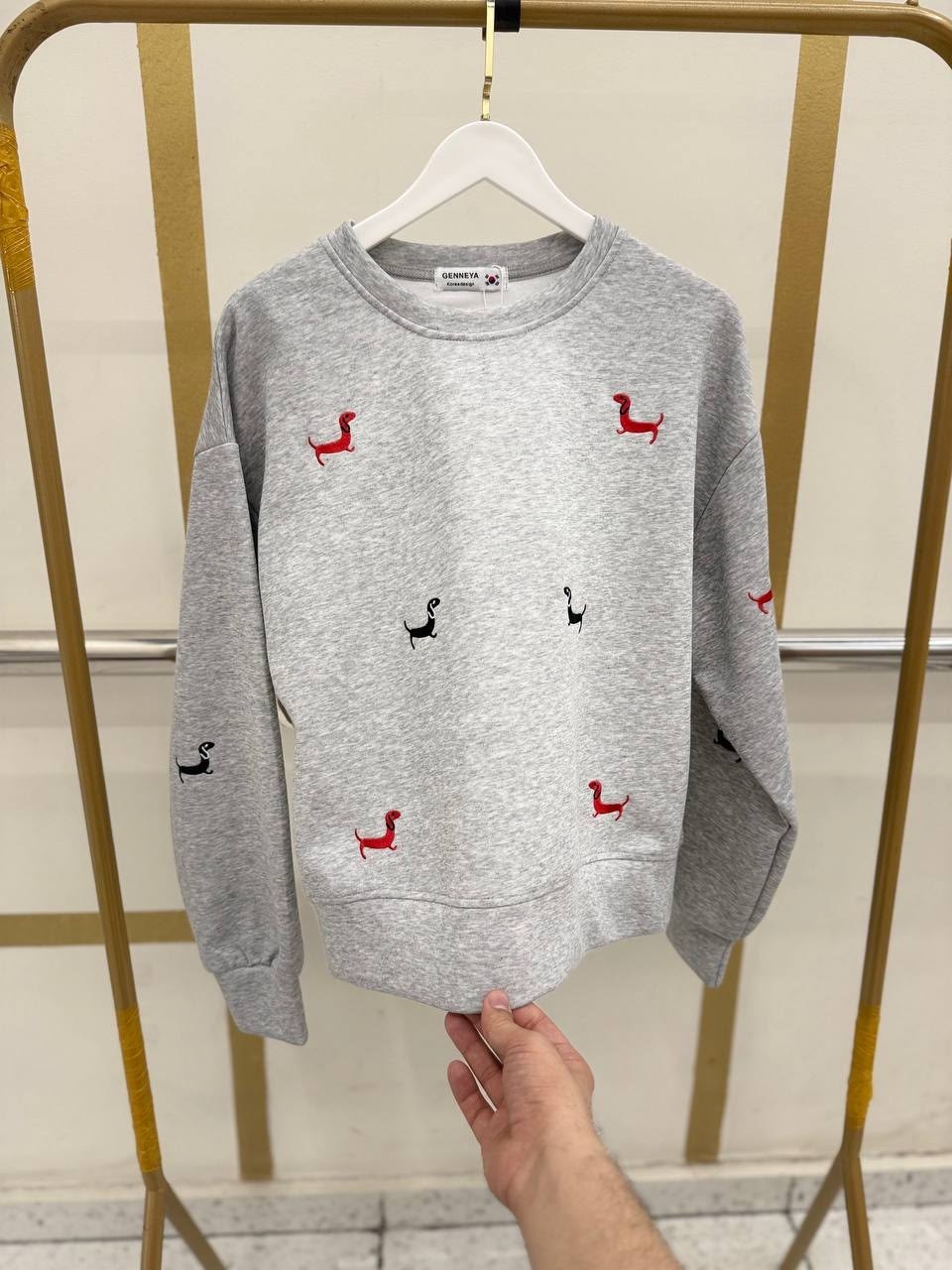 нежный свитер с собачками beststyle 540151261,свитшот женская,женская кофта,свитер с вышивкой таксы,свитер с вышивкой