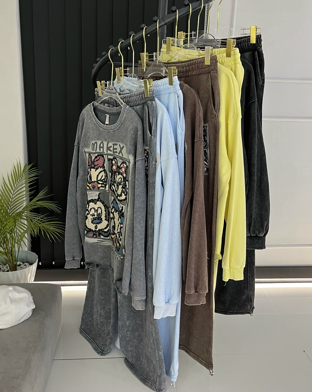 костюм трикотаж,женский костюм,кофта комплект,модные джинсы