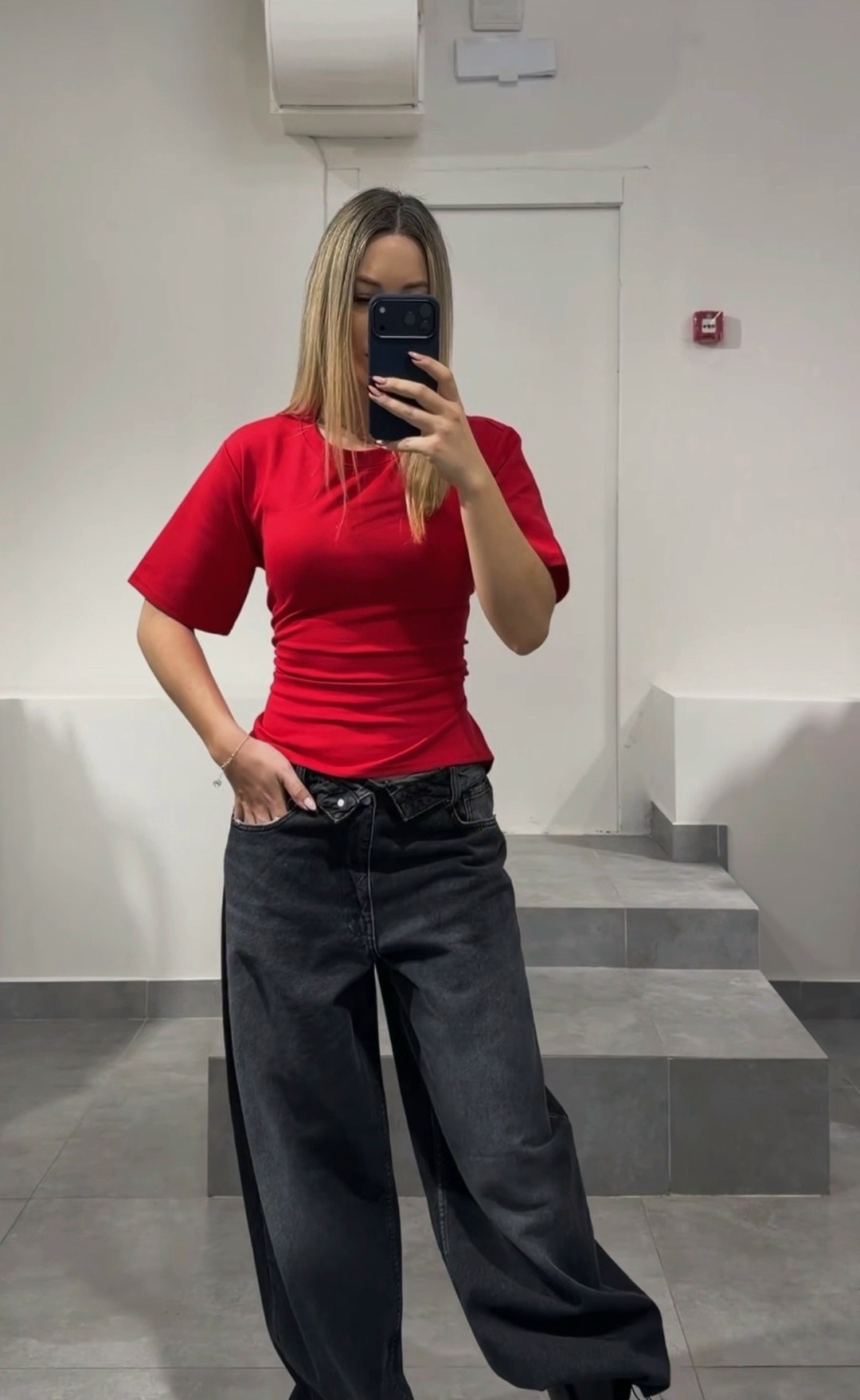 брюки стиль,брюки с высокой талией,образ с брюками палаццо,широкие брюки