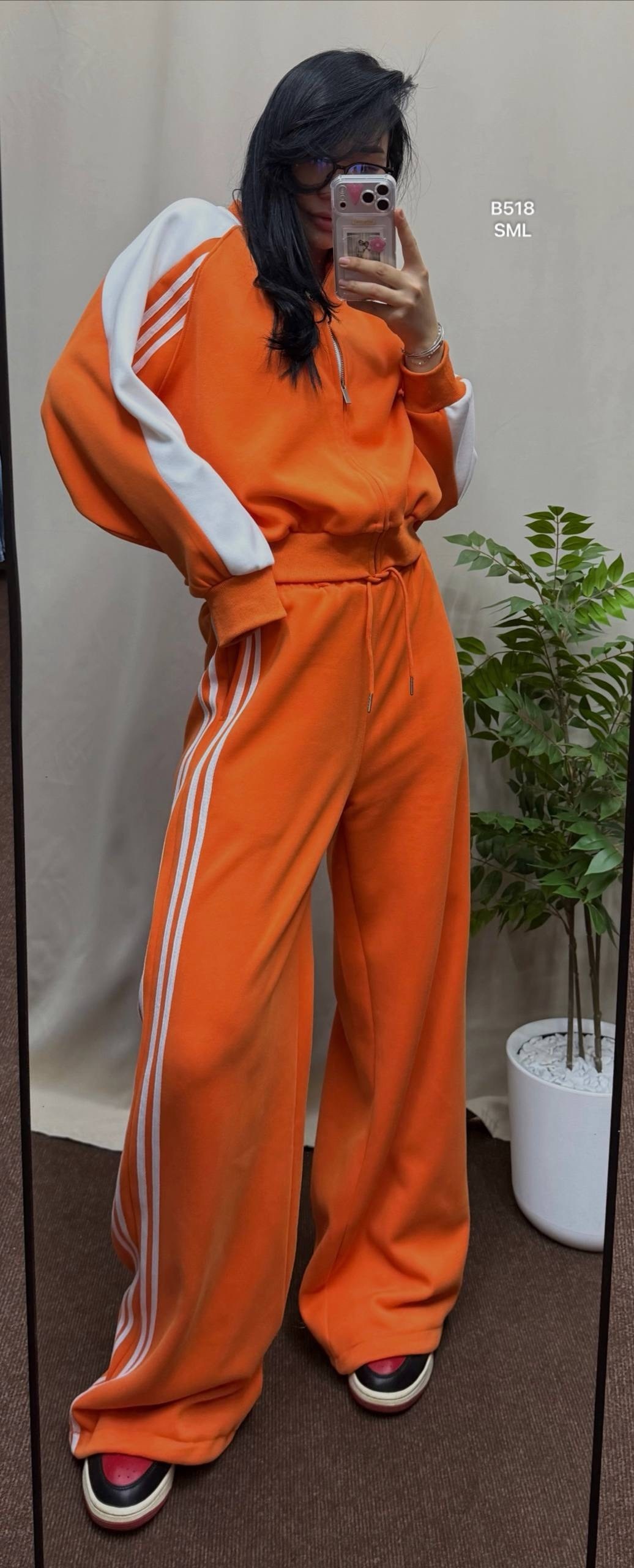 женские спортивные брюки в полоску qweek y2k,костюм спортивный стильный,спортивные брюки,спортивный костюм,широкие брюки