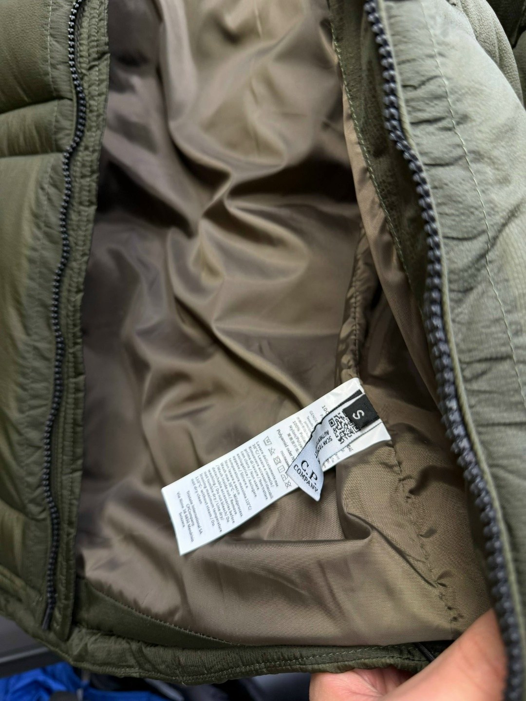 модные пуховики,куртка стон айленд зимняя,куртка теплая,зимняя куртка,мужская куртка зимняя