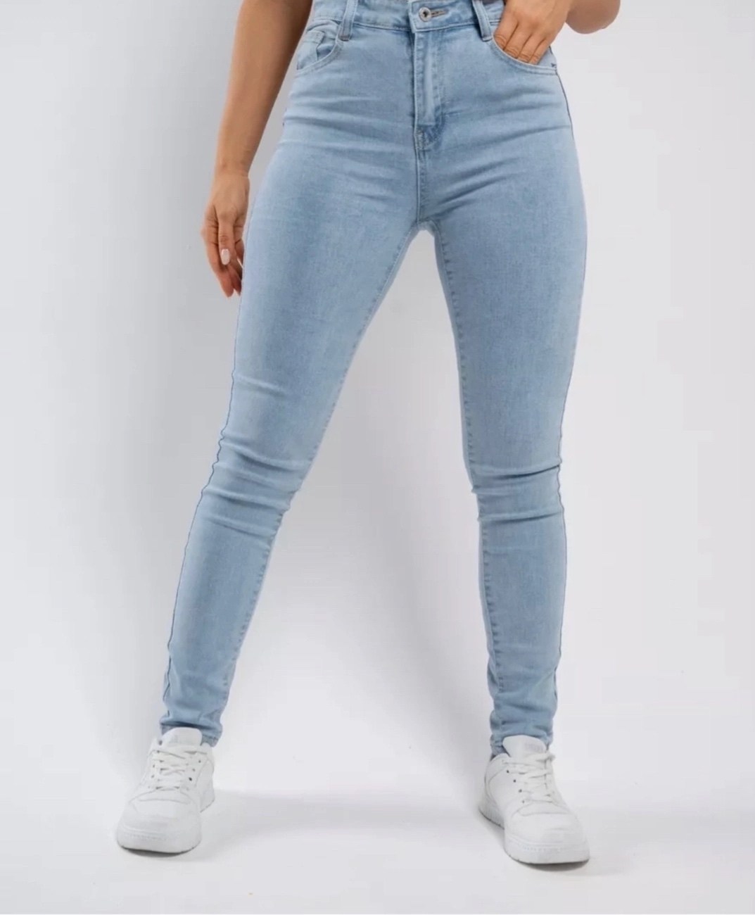 женские джинсы,голубые джинсы,зауженные джинсы женские,джинсы скинни женские,женские джинсы скинни зауженные с высокой посадкой
