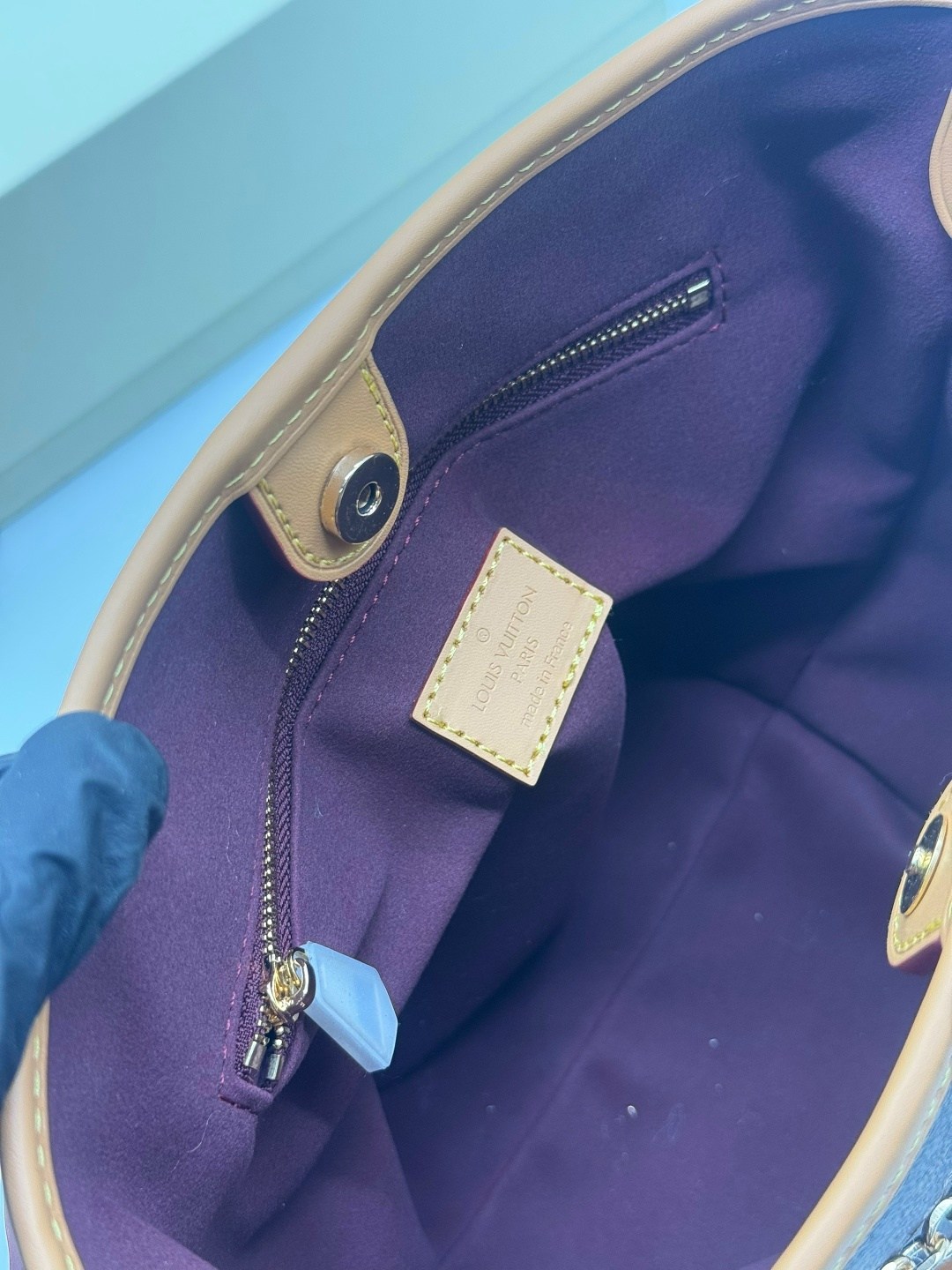 женская сумка louis vuitton,louis vuitton сумка на плечо,сумка louis vuitton,сумка луи виттон,сумка louis vuitton c тканевым ремнем и косметичкой