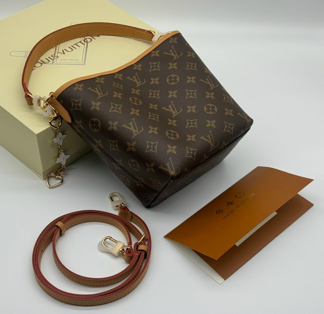 женская сумка louis vuitton,louis vuitton сумка на плечо,сумка louis vuitton,сумка луи виттон,сумка louis vuitton c тканевым ремнем и косметичкой