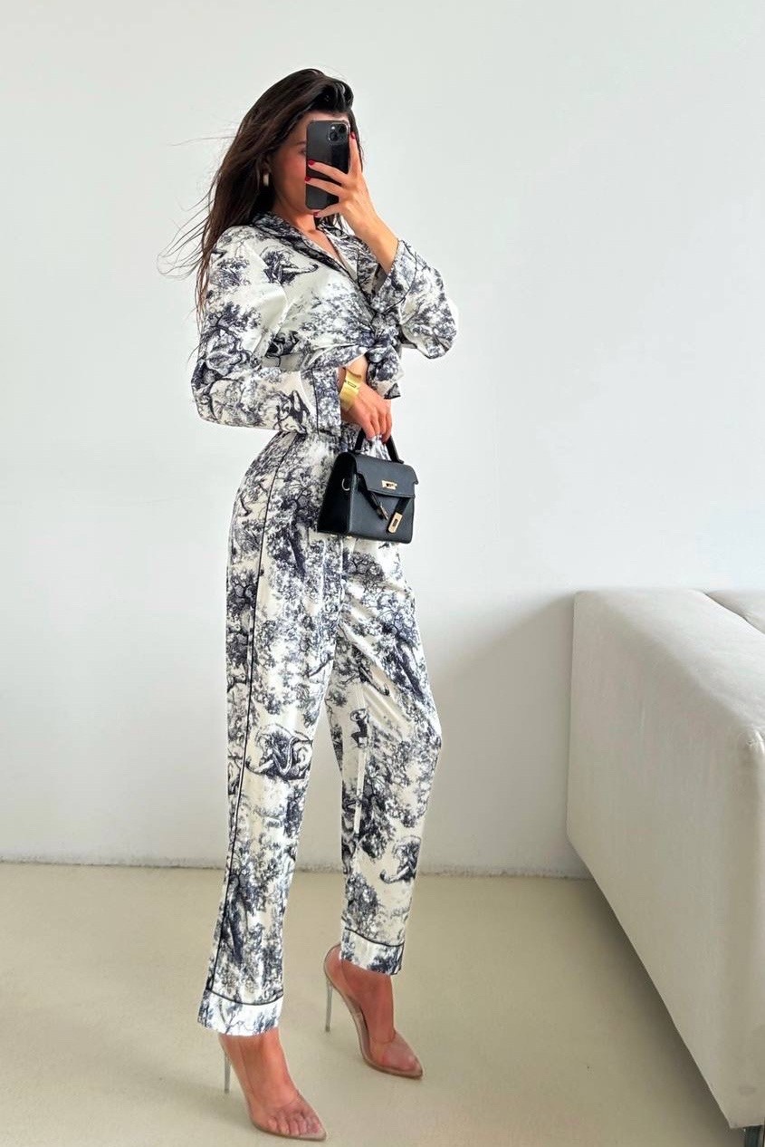 шелковый костюм в пижамном стиле,костюм в пижамном стиле,пижамные костюмы,пижама женская,пижама для женщин