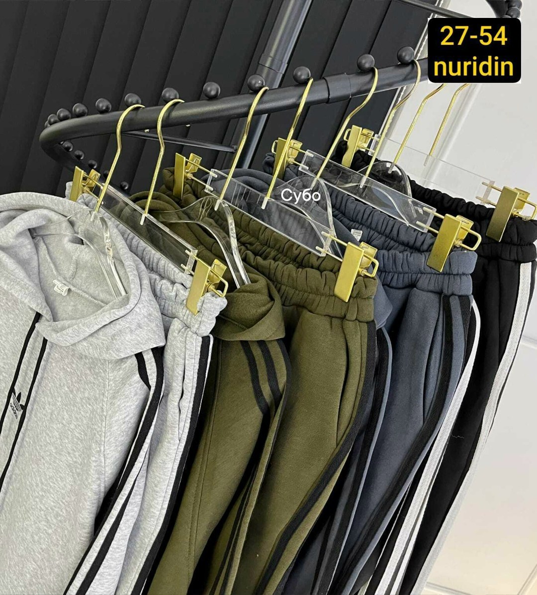 спортивный костюм светло серый мужской адидас,мужской теплый спортивный костюм от адидас,спортивный костюм adidas,мужской теплый спортивный костюм adidas,спортивный мужской костюм adidas