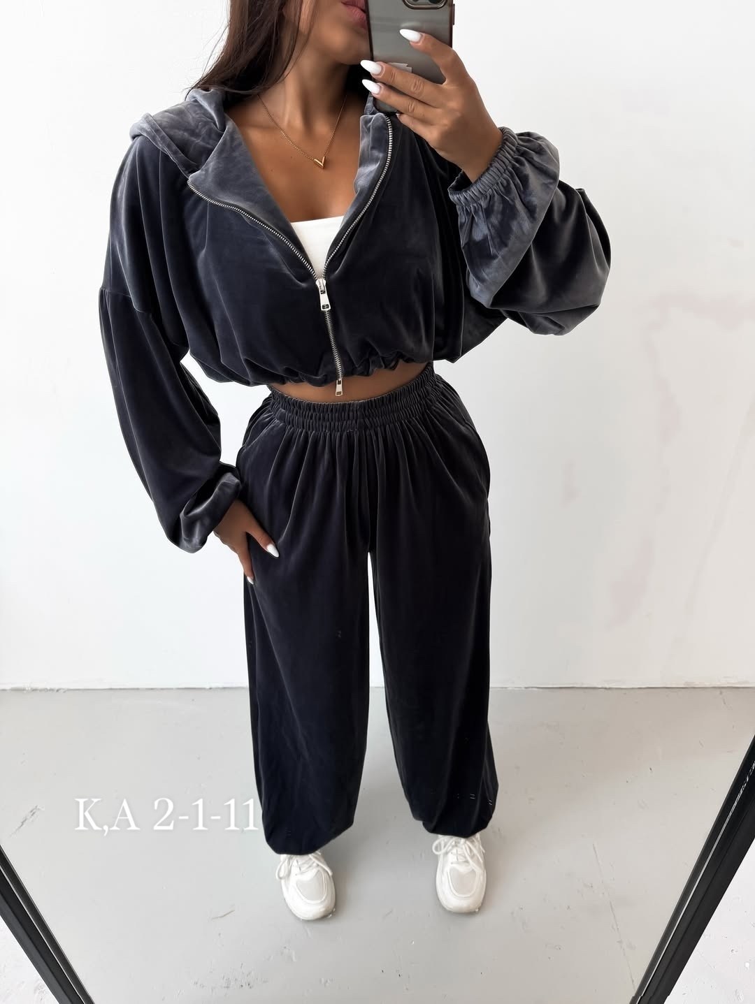 велюровый спортивный костюм,женский велюровый костюм,велюровый костюм тройка,костюм велюровый,велюровый спортивный костюм женский