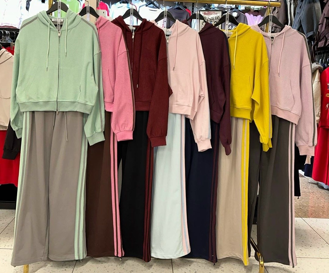 костюм спортивный,костюм женский,спортивный костюм женский,повседневный спортивный костюм,костюм на флисе