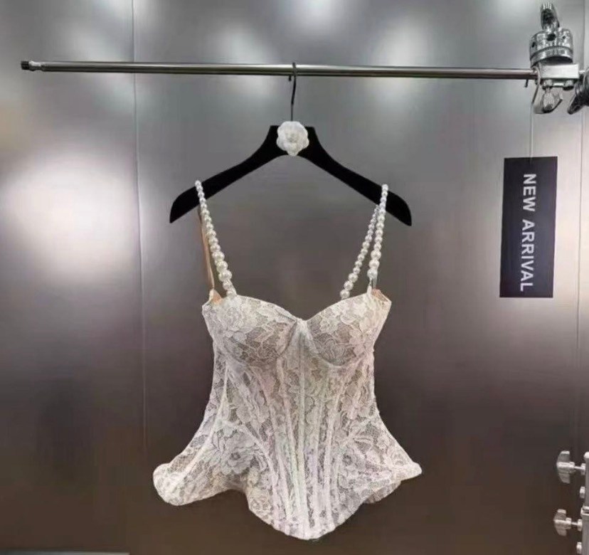 брюки кружевные,брюки с кружевом,брюки из кружева,брюки из гипюра,кружевные штаны