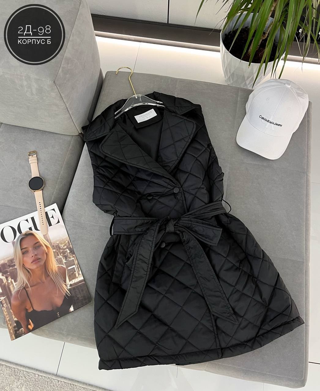 демисезонный жилет,жилетки женские,жилет женский,стеганый жилет юникло,жилетка с поясом