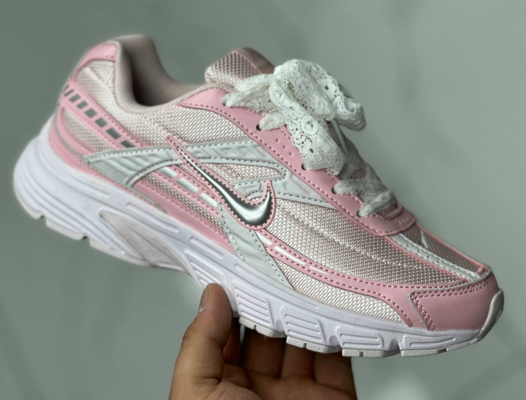 кроссовки nike initiator,кроссовки nike,мужские беговые кроссовки nike initiator,кроссовки для бега initiator мужчин с низким верхом красные черные серебристые nike,nike initiator кроссовки мужчины