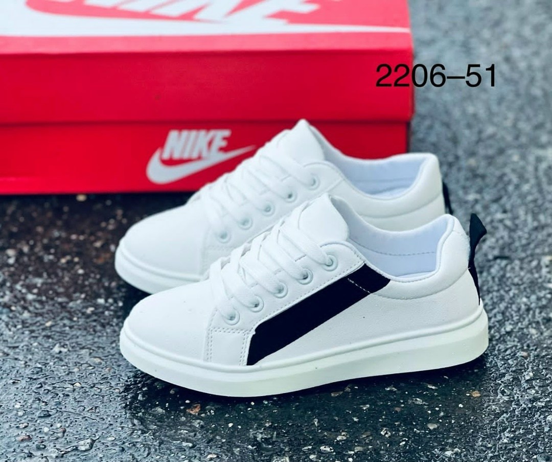 ,женские кроссовки,женские кеды,кеды женски,кроссовки белая