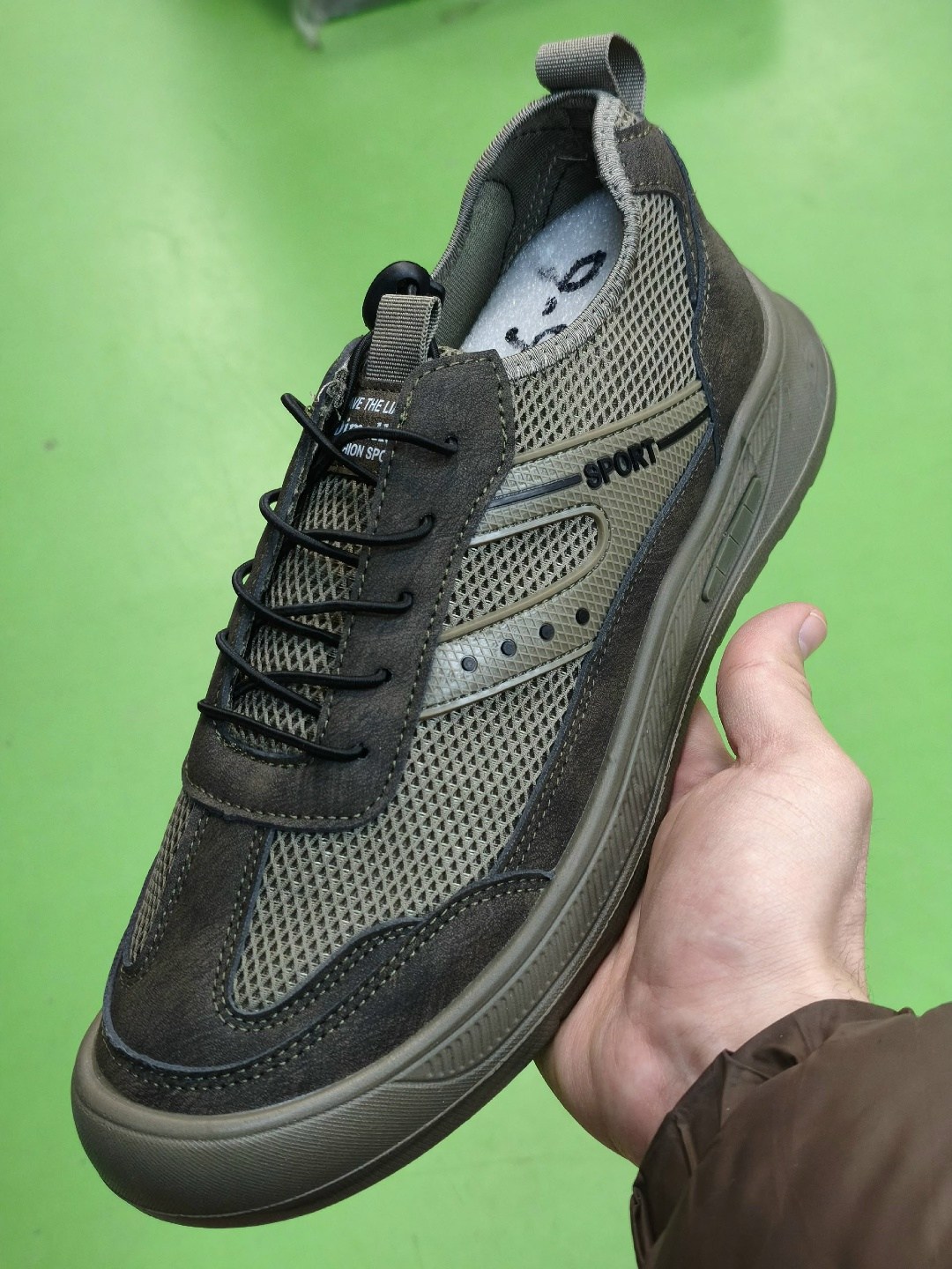 ,полуботинки мужские,спортивная ,мужские кроссовки,кроссовка мужской