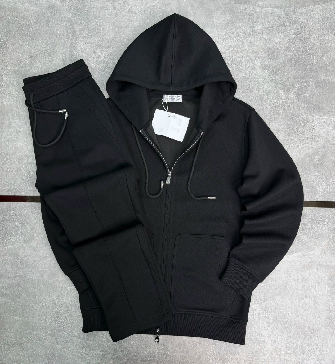 спортивный костюм brunello cucinelli,бежевая кофта,спортивные костюм,костюм,костюм мужской