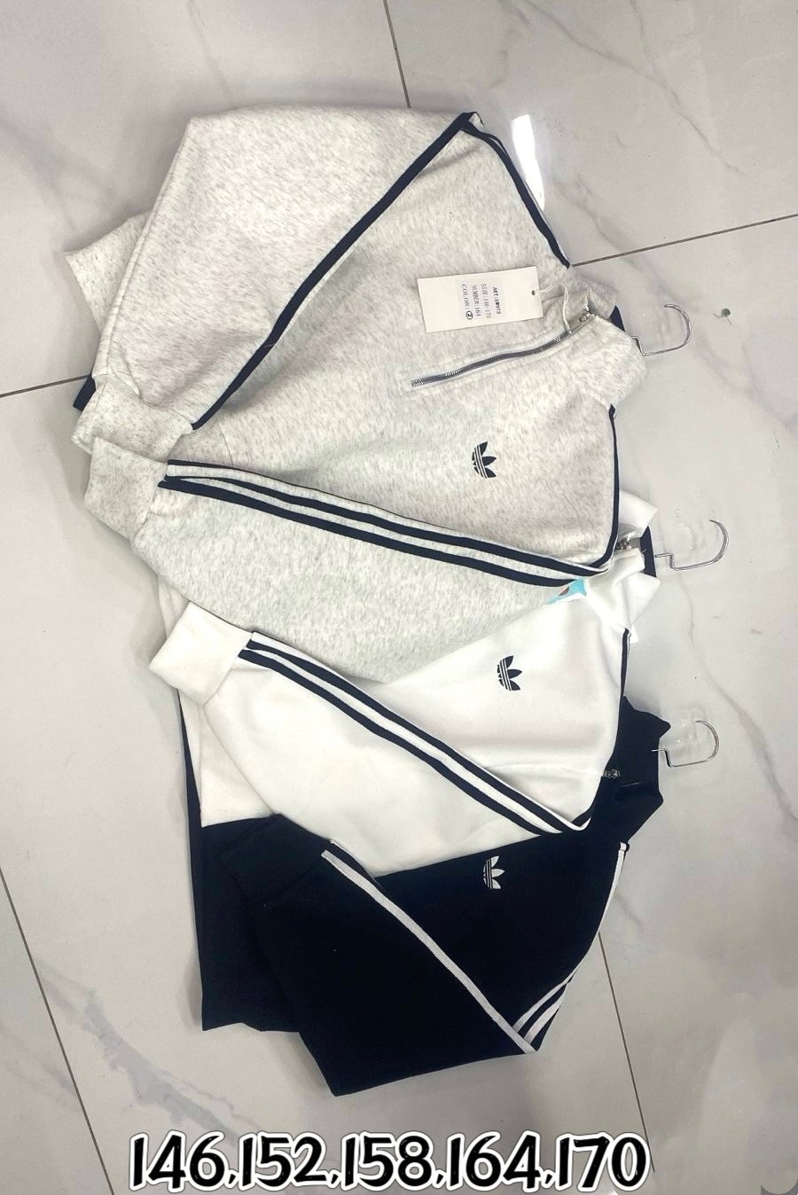 укороченная кофта адидас,олимпийка адидас серая,толстовка женская adidas,толстовка adidas,кофта адидас