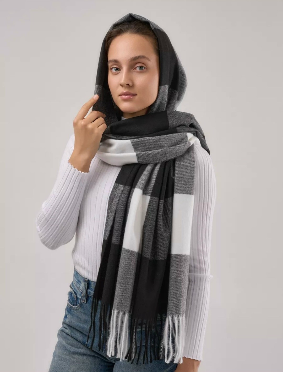 модные женские шарфы,женский палантин,шарф палантин женский,палантин шарф в клетку теплый d&t shop,шарф плед