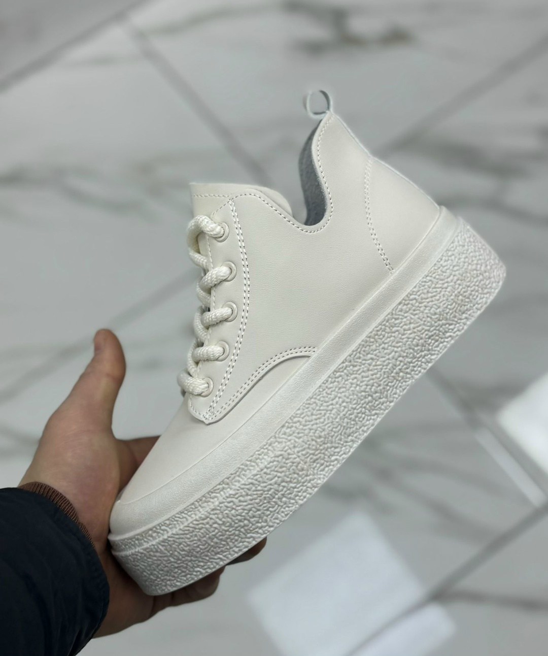 ,кеды женски,чёрные кеды,кроссовки женские,высокие кеды