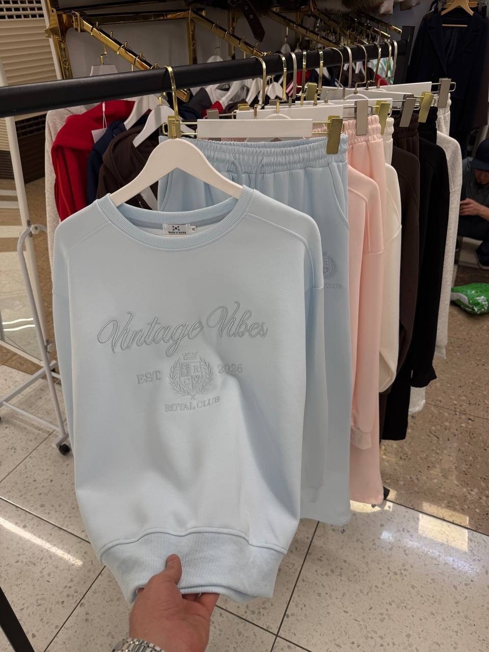 свитшот с принтом без начеса,женский свитшот,свитшот,женский свитшот с принтом,свитшот оверсайз с начесом