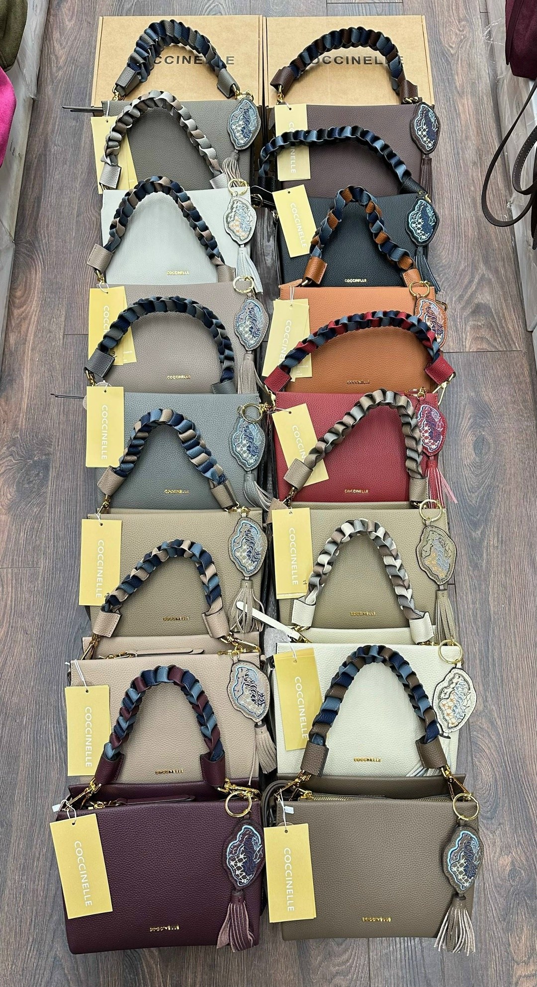 сумка coccinelle,сумка женская coccinelle,coccinelle сумка boheme,boheme grana двойная сумка через плечо из зерненой кожи coccinelle черный,сумка сэтчел кожаная boheme grana double coccinelle