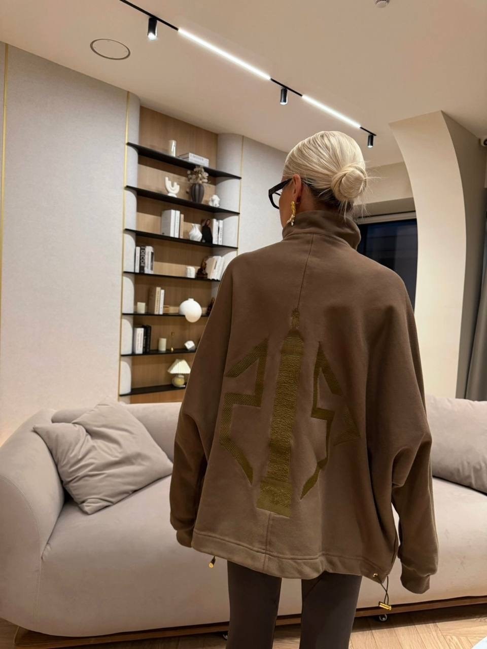 модная толстовка,толстовка в стиле,бежевый свитшот,толстовка,женский свитшот