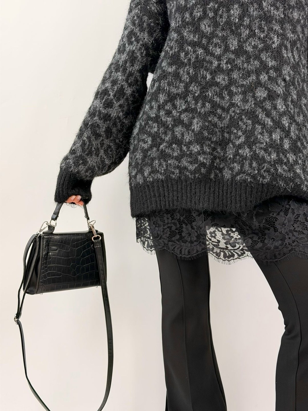 джемпер оверсайз,женский свитер,джемпер,оверсайз свитер,джемпер модный